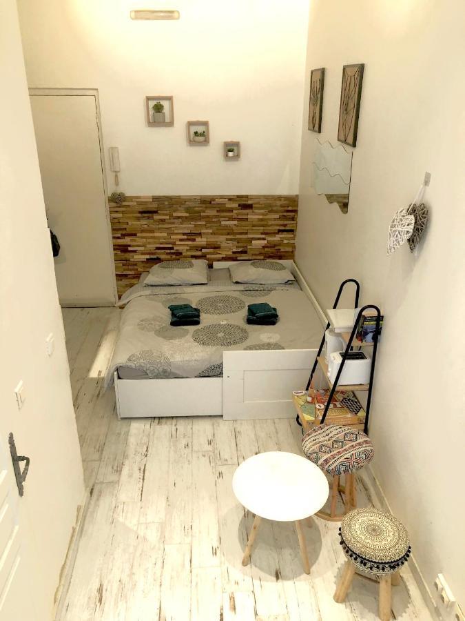 Ferienwohnung Cozy Nest Toulon Exterior foto